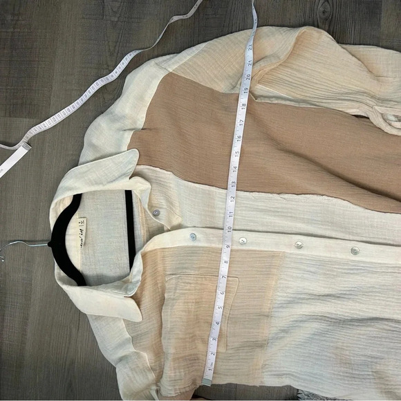 New in boutique gauze top - Picture 8 of 9